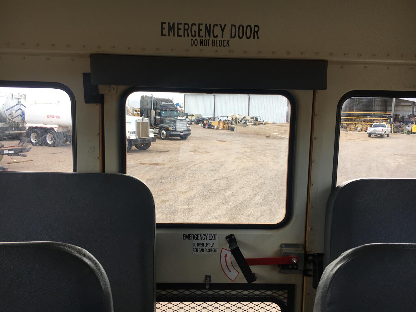 ./imagenes/INVOICE/2019/16448/CAMION ESCOLAR INTERNACTIONAL PB105 (56).JPG